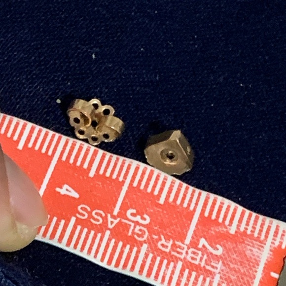 18k earrings backs. Final - Picture 6 of 13